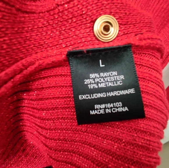 Elegant Red Knit Dress - Picture 4 of 6